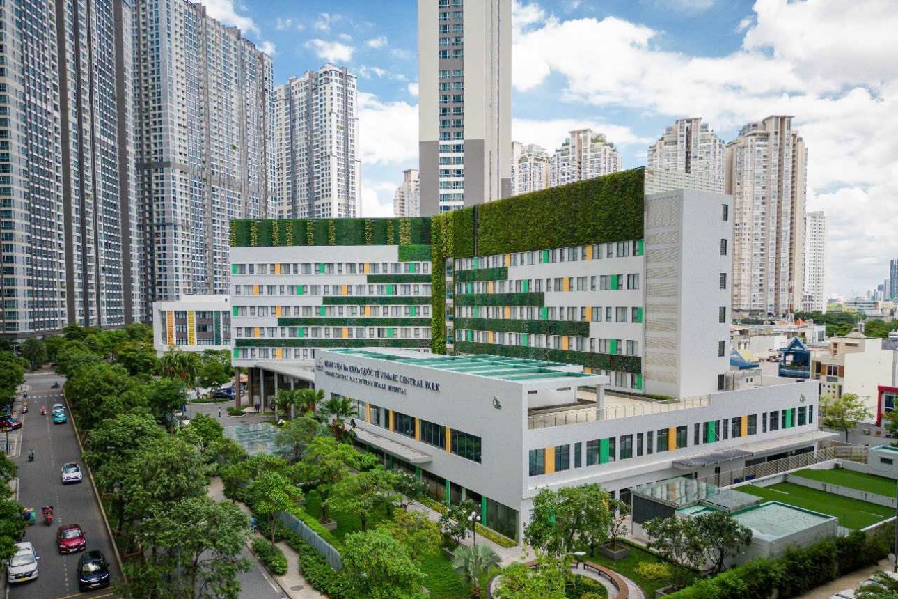 Hệ thống y tế tư nhân VN đầu tiên được vinh danh tại Healthcare Asia Awards