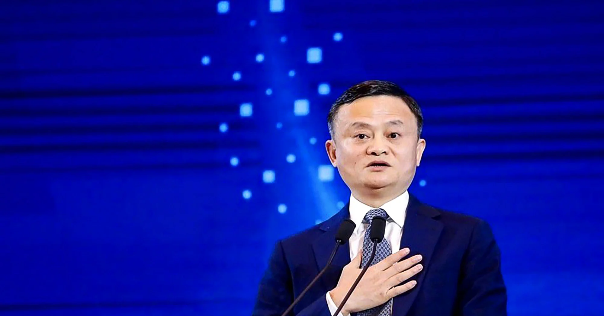 Jack Ma muốn AI phục vụ, không phải ‘chúa tể’ con người