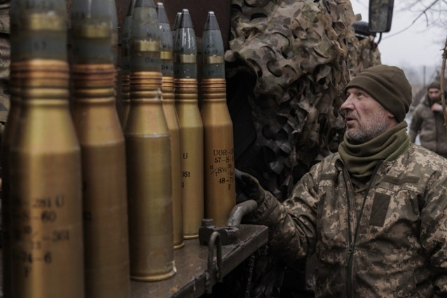 Nga san phẳng nhà máy sản xuất đạn pháo hàng đầu của Ukraine