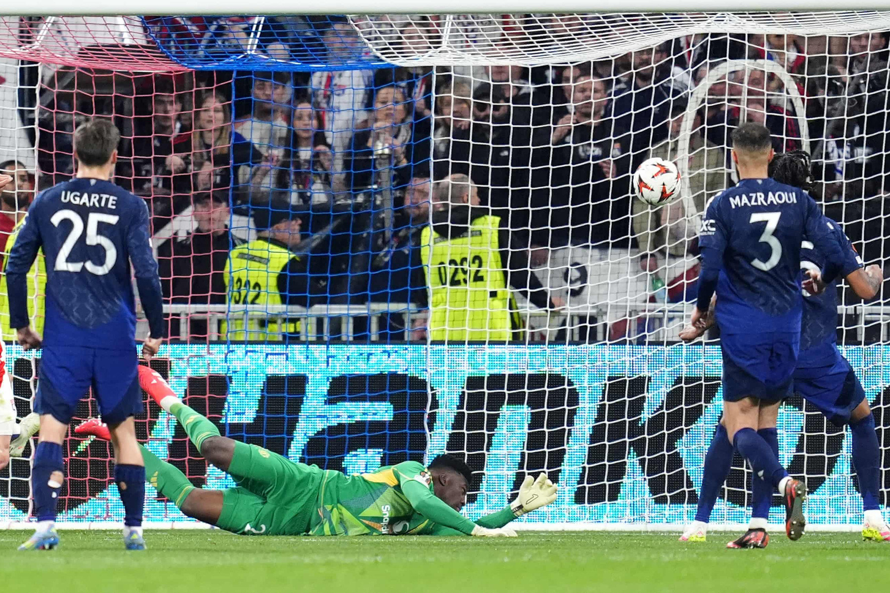 PA. Onana Lyon MU Almada.jpg