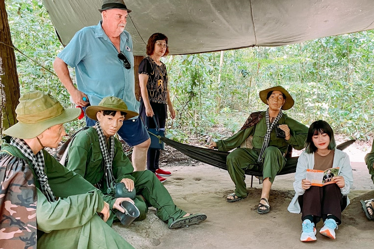 Phim 'Địa đạo' gây sốt, khách đổ xô đặt tour khám phá Củ Chi