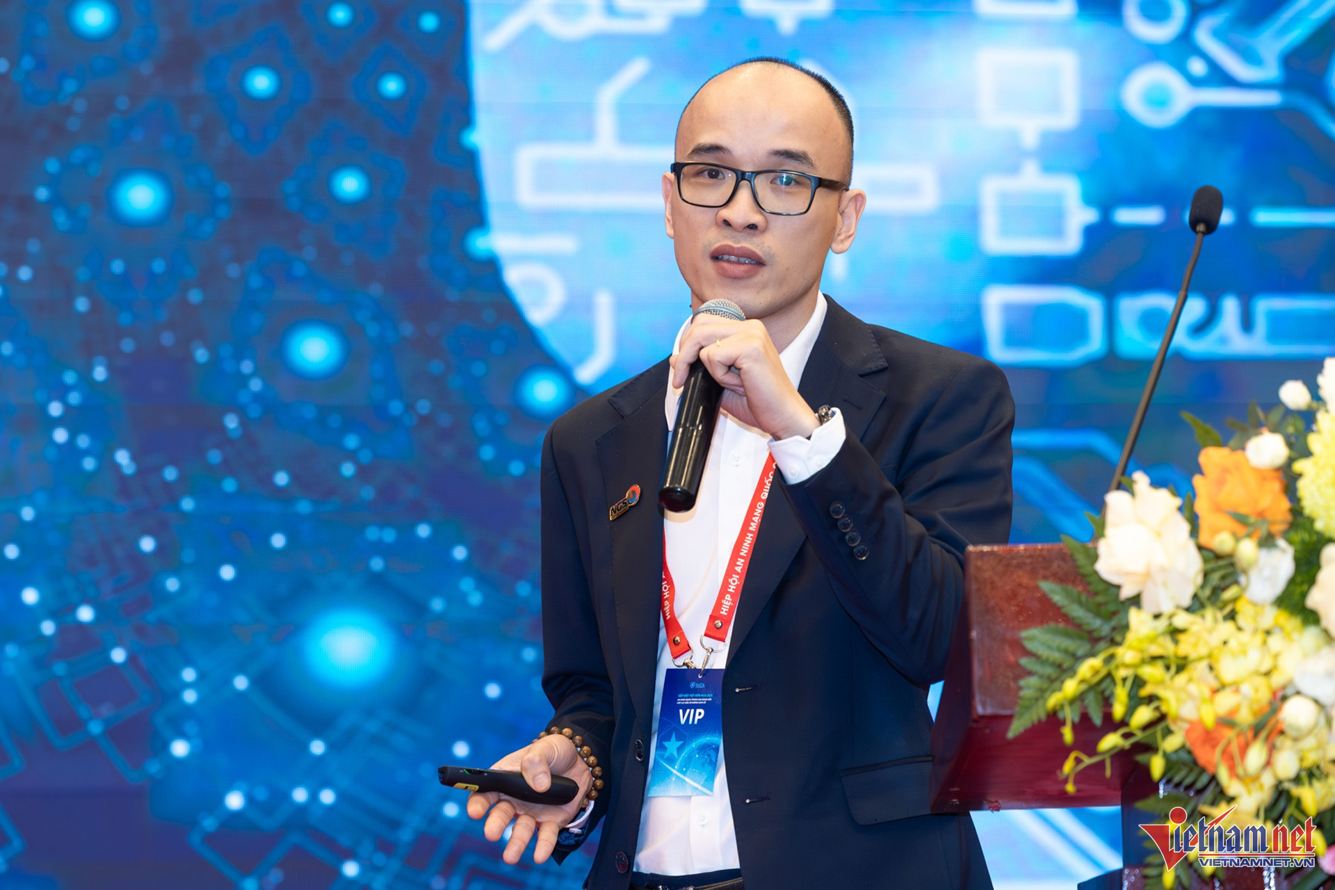 W-Nguyen Duc Bang Nen tang chia se thong tin 1.jpg