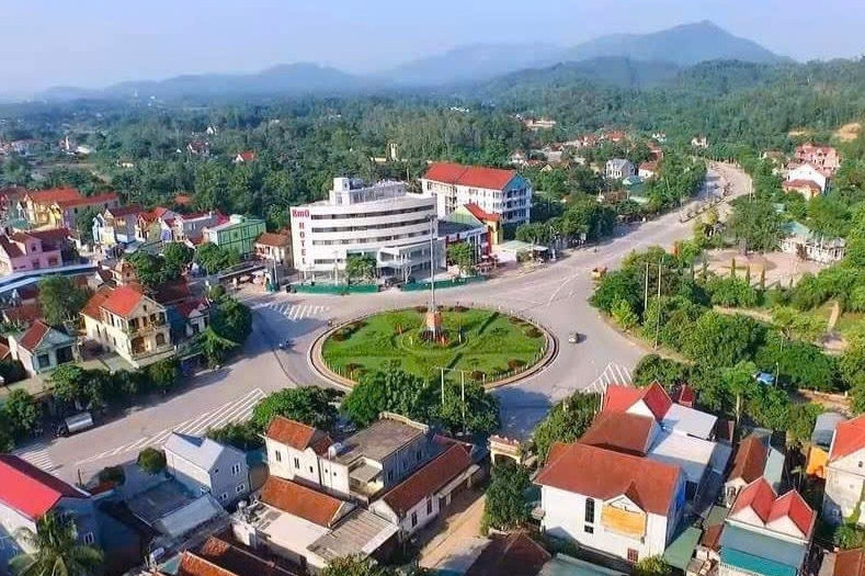 Vụ tuyển dụng 16 viên chức khi đang tinh gọn: Huyện ra quyết định 'nóng'