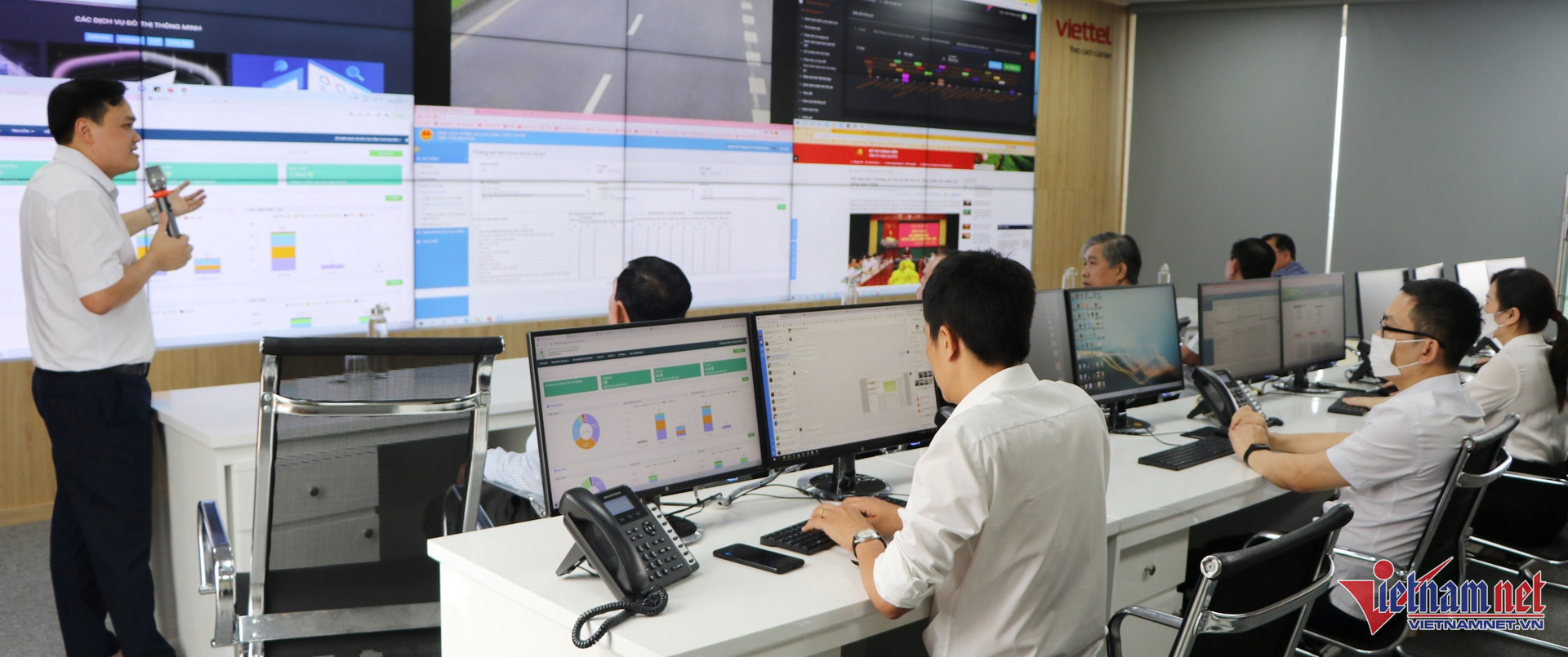 W-chi dau tu chuyen doi so 00.jpg