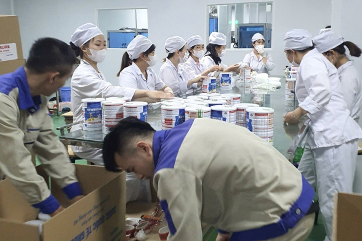 Bản tin sáng 13/4: Vụ sản xuất sữa bột giả thu lợi 500 tỷ: Tạm giam các giám đốc