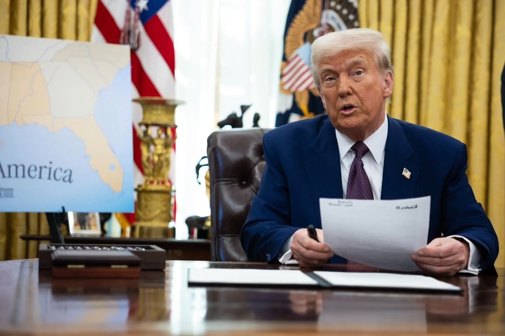 Ông Trump đưa ra lời khuyên cho các nước không hài lòng với thuế nhập khẩu Mỹ