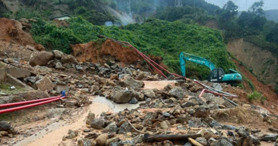 Sạt lở nhà máy thủy điện Nậm Lúc ở Lào Cai