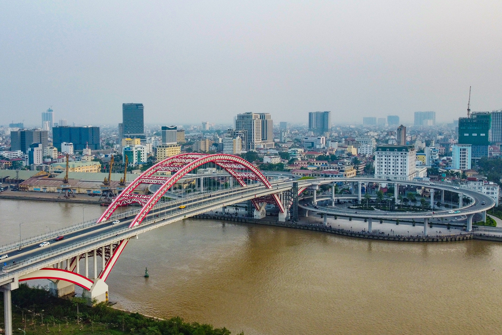 Trước khi về “chung một nhà”, quy mô kinh tế của Hải Phòng và Hải Dương ra sao?