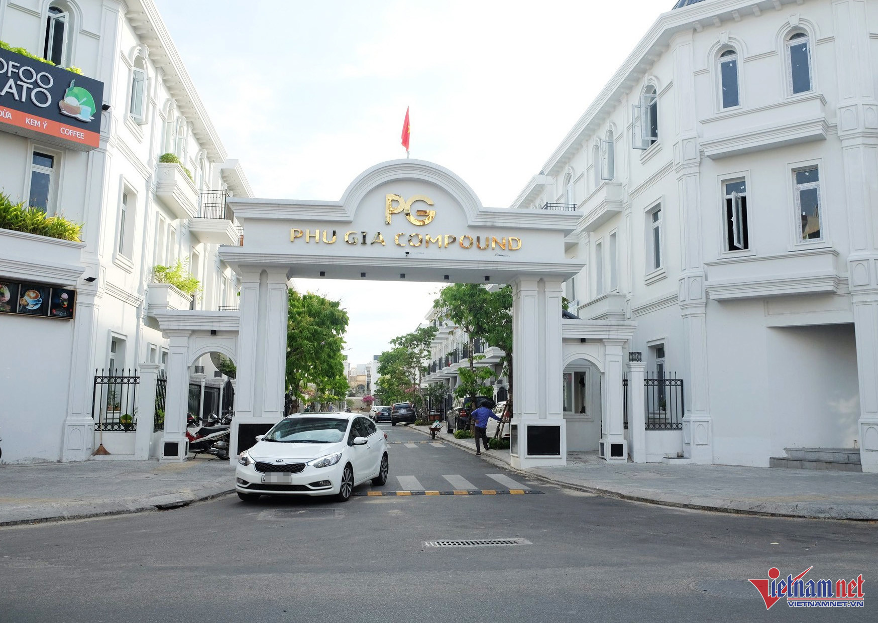 W-phan van anh cu.jpg