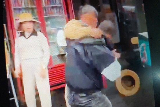 Bản tin cuối ngày 14/4: Nhóm người đánh nhau trên đèo, hô 'có chủ tịch, khỏi lo'