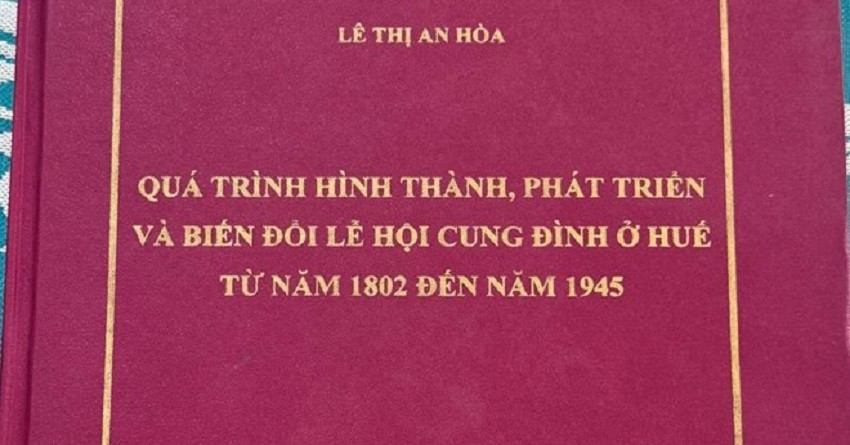 7 thành viên ẩn danh đánh giá lại luận án tiến sĩ bị tố đạo văn