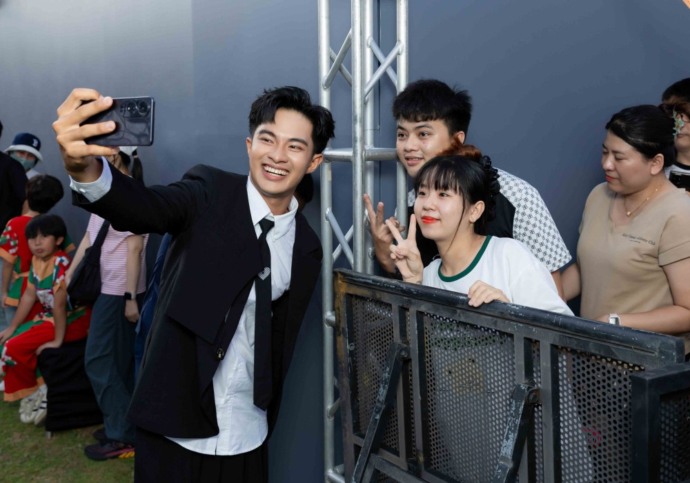 batch_CHT94471.jpg