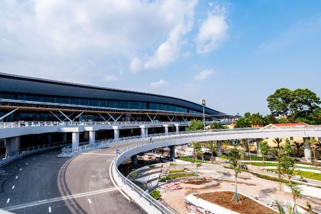 Ga T3 sân bay Tân Sơn Nhất khai thác, hành khách đi lại ra sao?