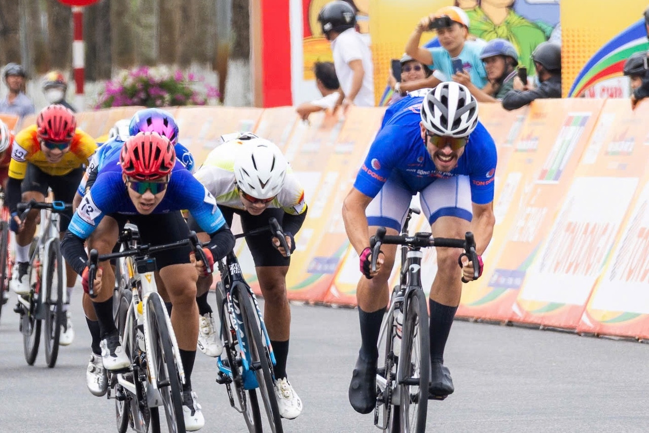 Giải xe đạp Cúp Truyền hình TP.HCM 2025: Nick Kergozou thắng chặng lần thứ 6