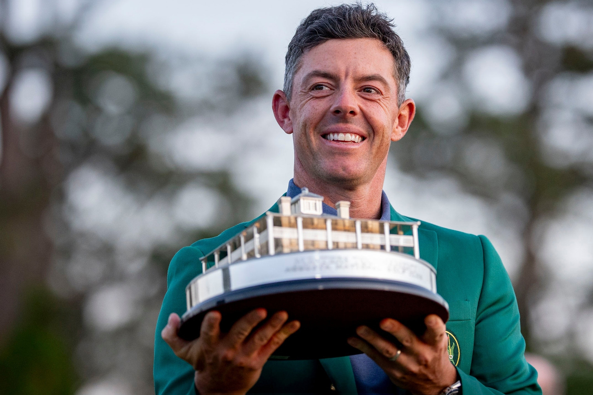 McIlroy vô địch The Masters, hoàn tất bộ sưu tập Grand Slam