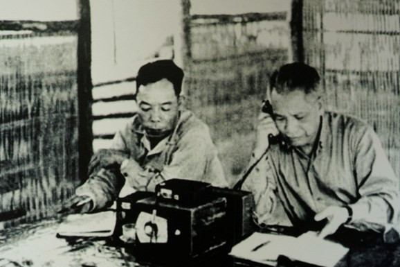 Ai là Tư lệnh Chiến dịch Hồ Chí Minh năm 1975?