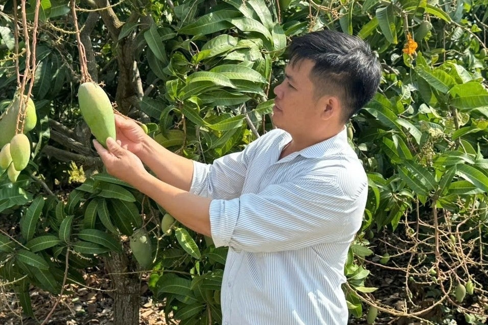 Cách trưởng bản người Nùng quyết xóa trắng hộ nghèo ở bản Cao Lạng