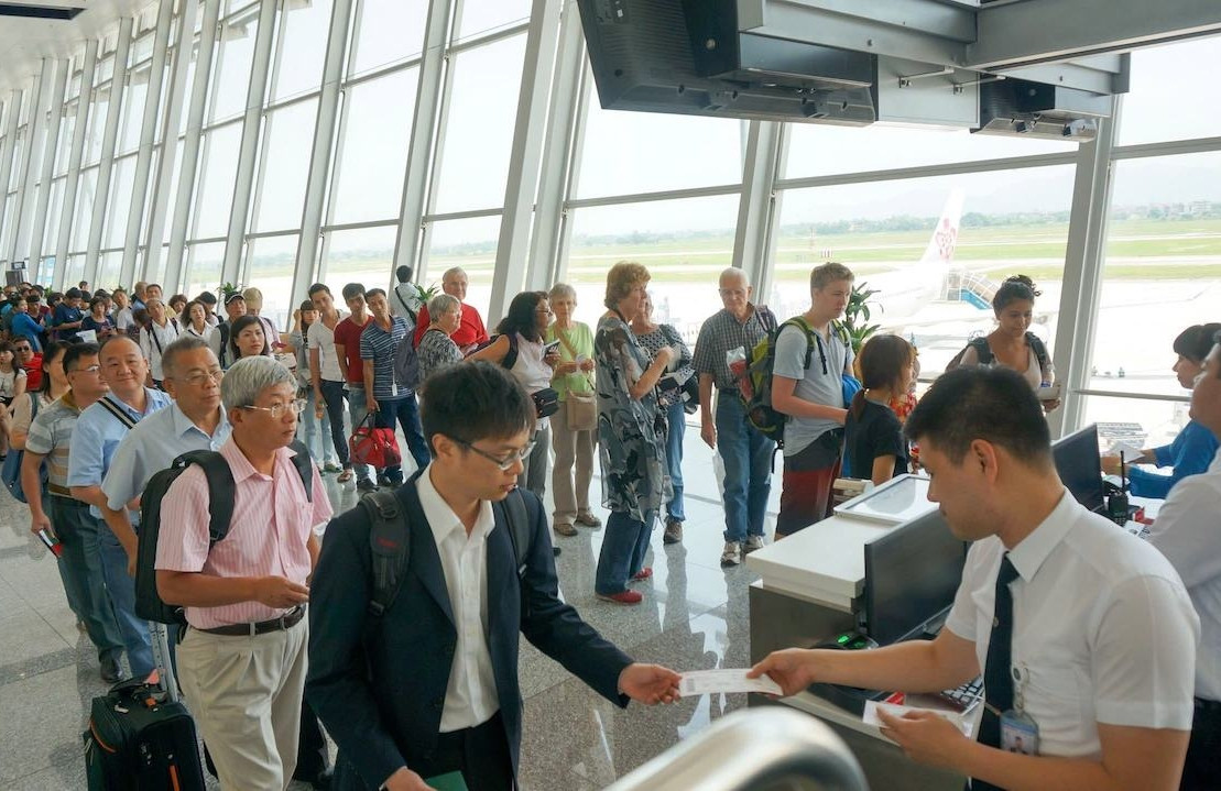 Hỗ trợ hành khách bị lỡ chuyến do nhầm nhà ga T3, sân bay Tân Sơn Nhất