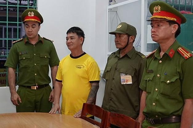 Cho vay lãi nặng 360%/năm, gã đàn ông bị bắt khi ép 'con nợ' ký giấy