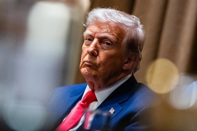 Ông Trump nói Iran trì hoãn đàm phán hạt nhân, dọa dùng biện pháp 'mạnh'
