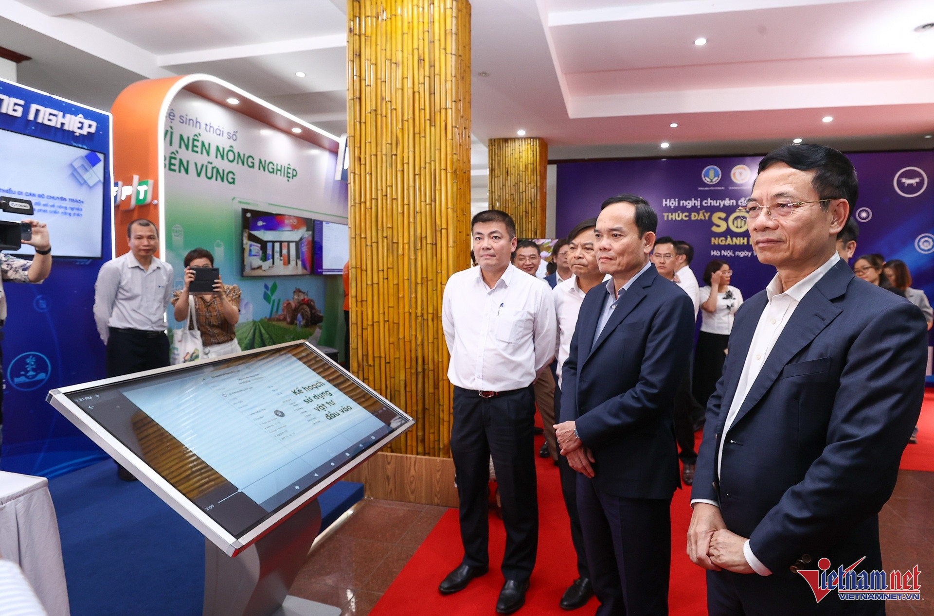 W-botruonghungvnpt 3300.jpg