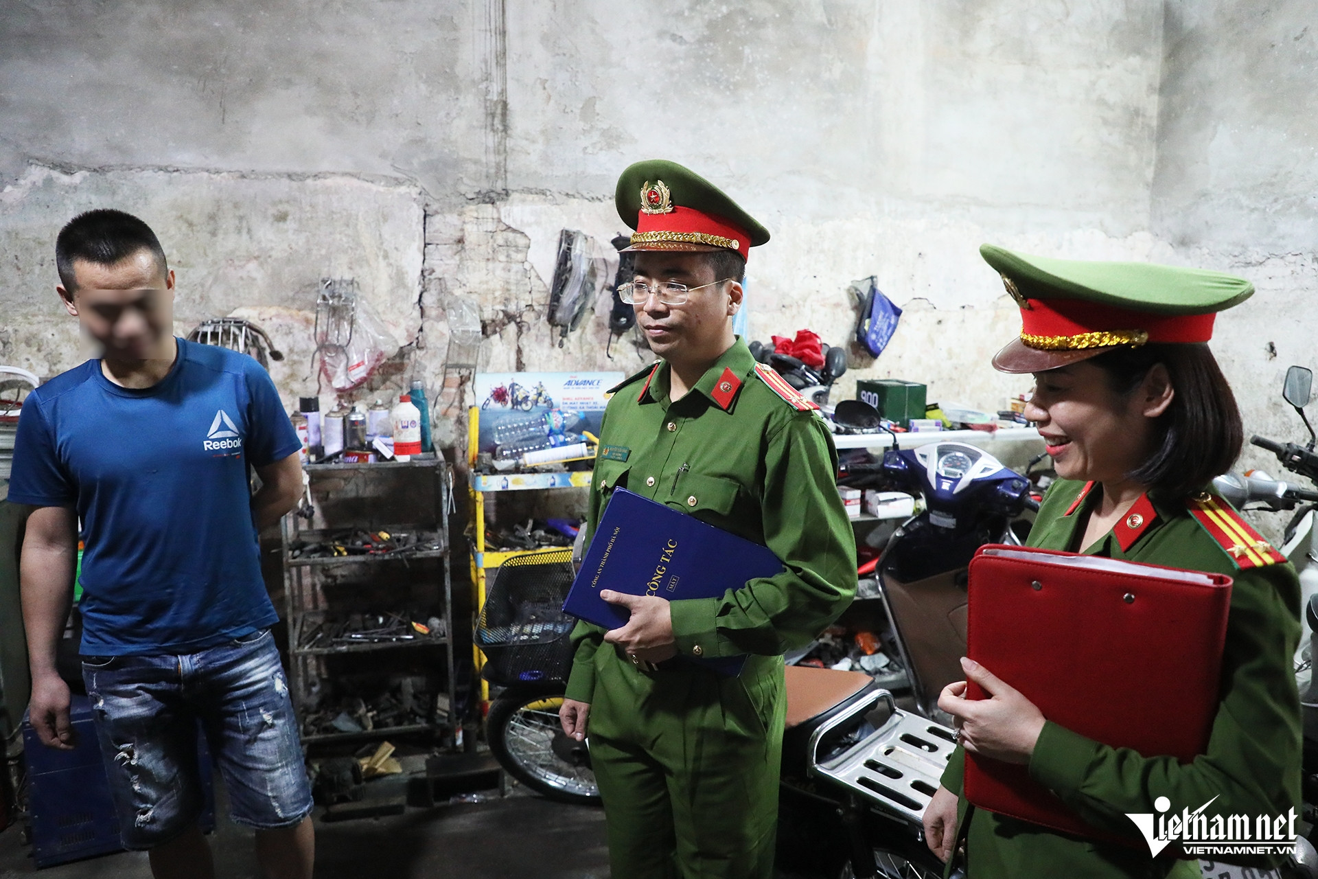 W-cong an xa ha hoi.jpg