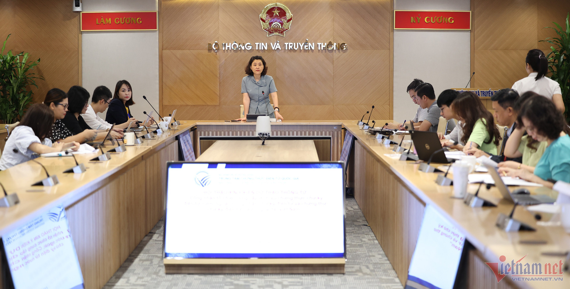 w cong nhan chu ky dien tu nuoc ngoai 1 1 1 546.jpg