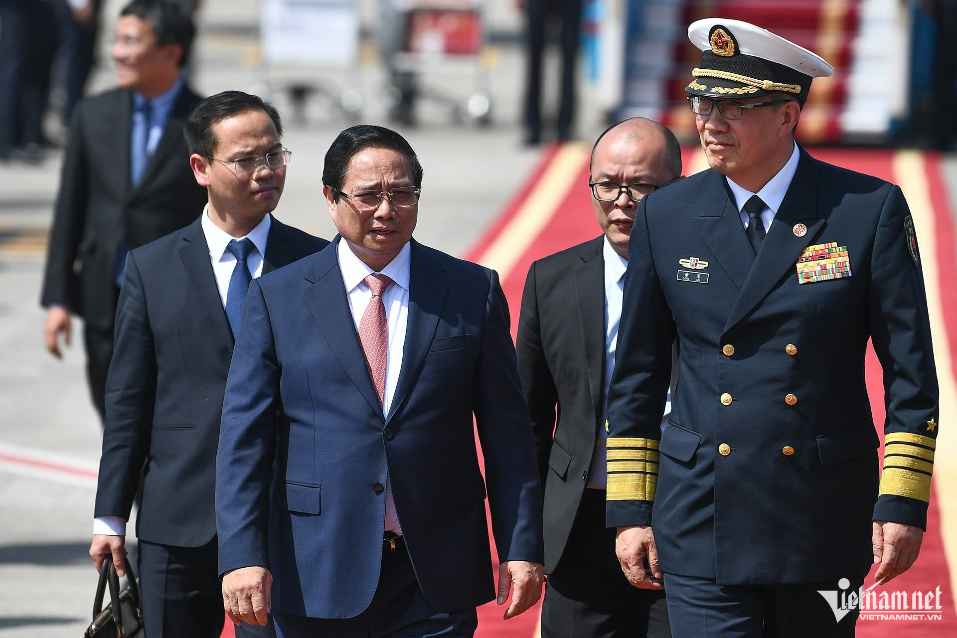 W-thutuong tcb 84000.jpg