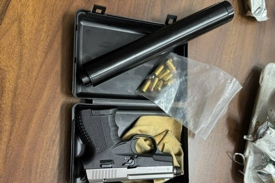 Bản tin cuối ngày 16/4: Bắt Hải 'lé' cùng 8 đàn em, thu giữ nhiều súng đạn