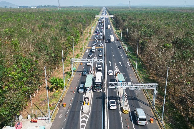 Cục CSGT công bố 6 tình huống phân luồng khi ùn tắc dịp 30/4