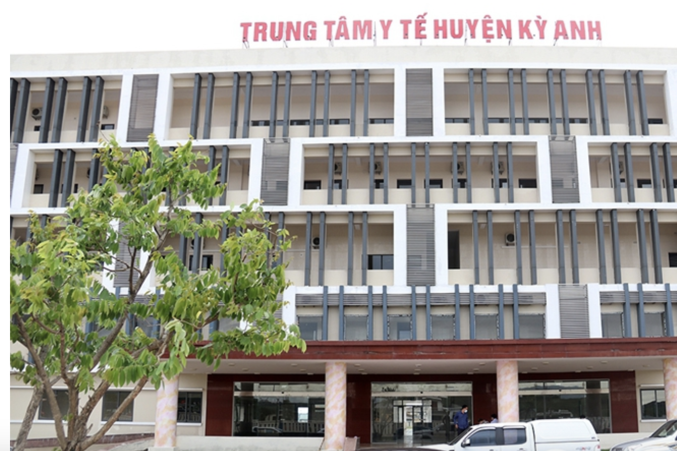 Chi tiết phương án sắp xếp bệnh viện huyện, trạm y tế xã khi bỏ cấp huyện