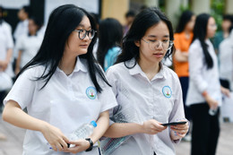 Đề thi thử và đáp án lớp 10 môn Văn 2025 quận Ba Đình, Hà Nội