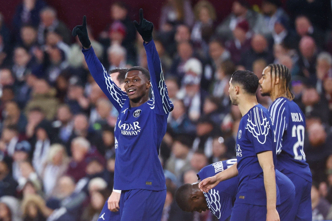 Aston Villa cay đắng nhìn PSG lấy vé bán kết Champions League