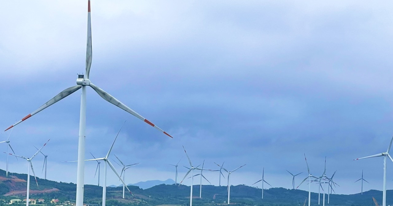 Ưu tiên phát triển điện sạch xuất khẩu sang Singapore, Malaysia