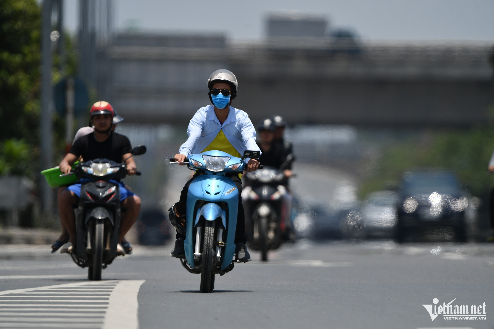 W-thoi tiet nang nong (3).jpg