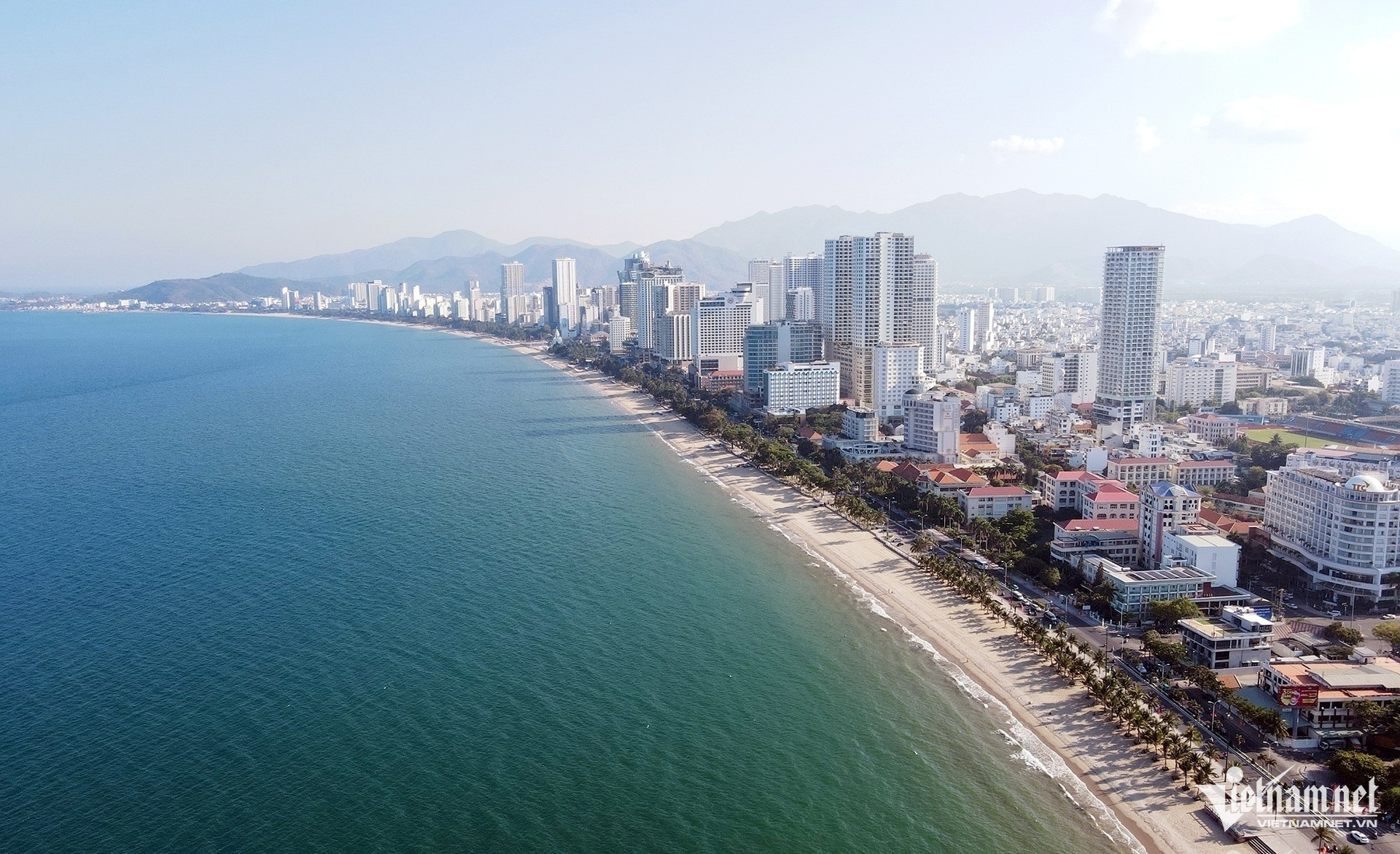 W-W 12 xuan ngoc bien nha trang 2.jpg