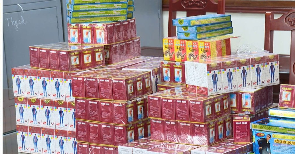 21 loại thuốc tân dược, trị xương khớp giả trong đường dây thu lợi 200 tỷ đồng