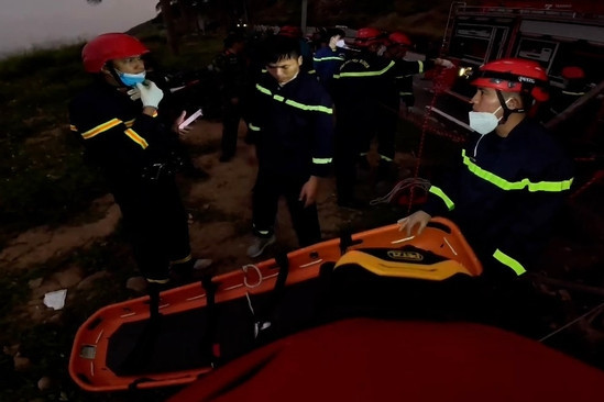 Bản tin cuối ngày 17/4: Nam du khách tử vong dưới vực sâu ở bán đảo Sơn Trà