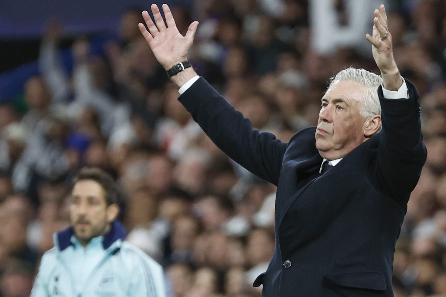 Ancelotti phản ứng đặc biệt trước nguy cơ Real Madrid sa thải