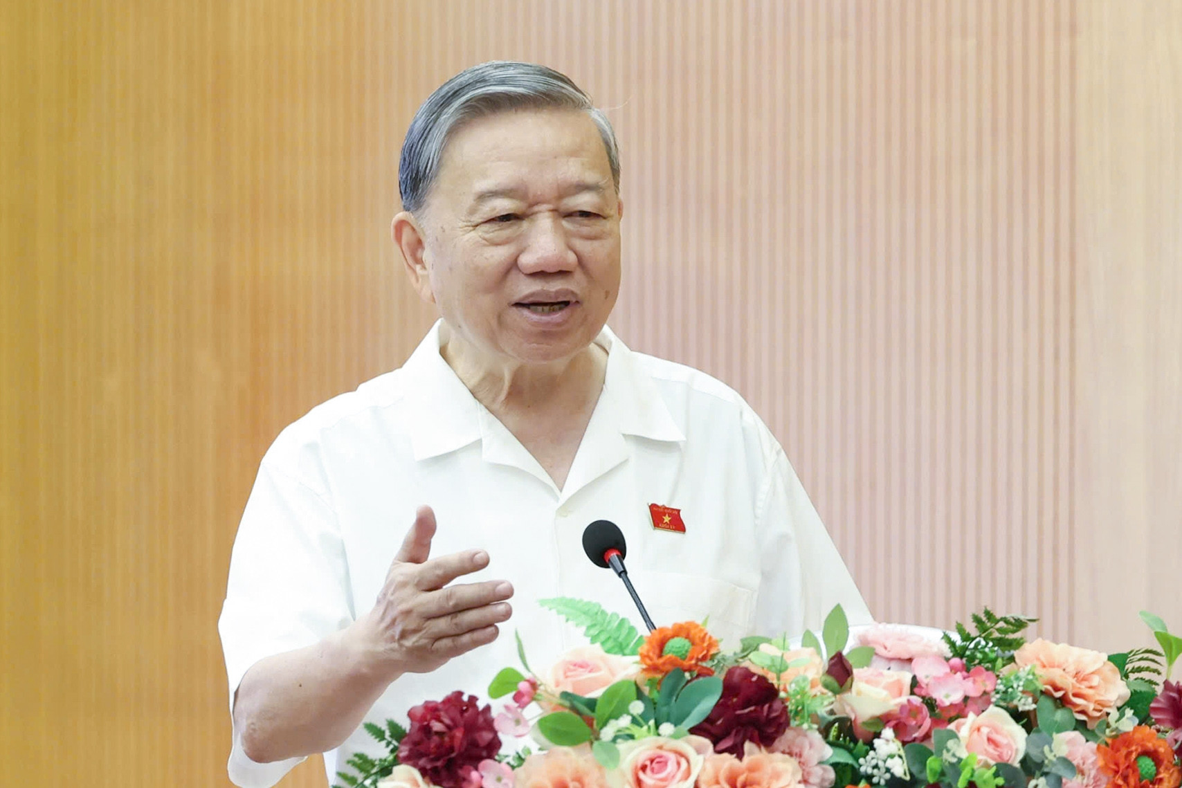 Tổng Bí thư gợi mở Hà Nội có thể miễn phí ăn trưa cho hơn 1 triệu học sinh