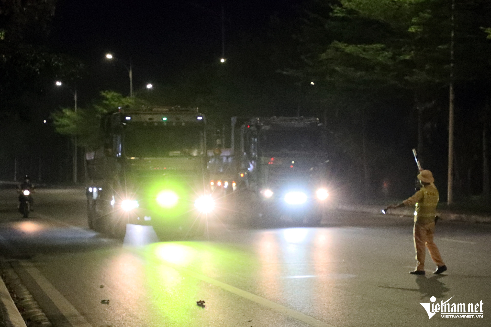 W-kiem tra xe qua tai.JPG.jpg