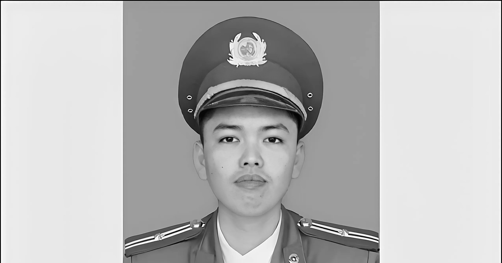 Cấp bằng 'Tổ quốc ghi công' cho Thiếu tá Nguyễn Đăng Khải
