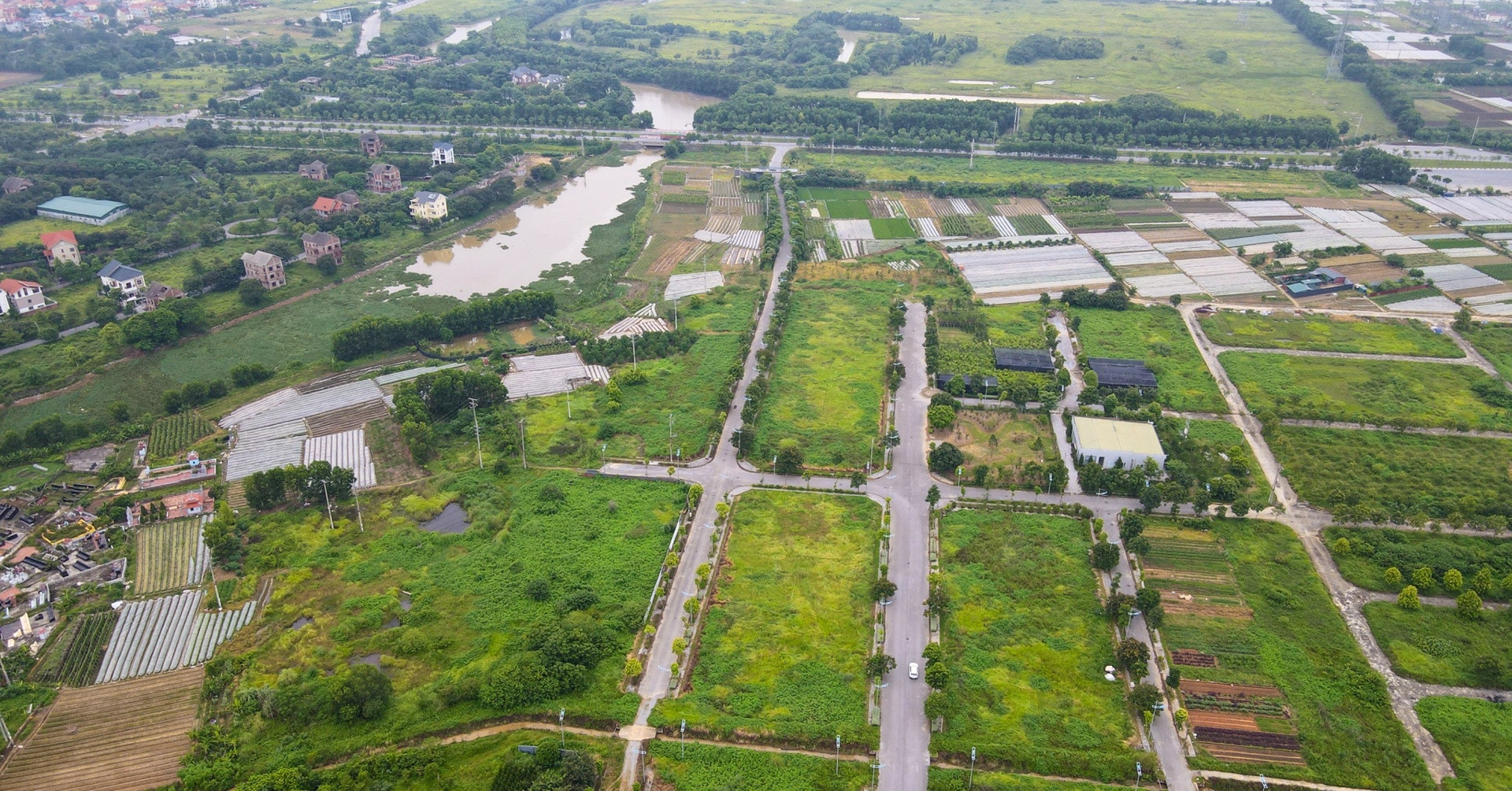 Đầu tư đất nền khi sáp nhập tỉnh thành: Điều đặc biệt chú ý để tránh rủi ro