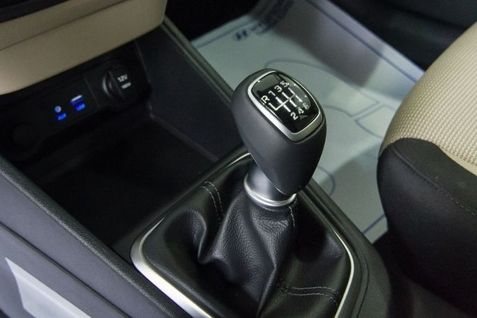 'Điểm mặt' 5 mẫu xe sedan vẫn còn phiên bản số sàn giá rẻ, phù hợp chạy dịch vụ