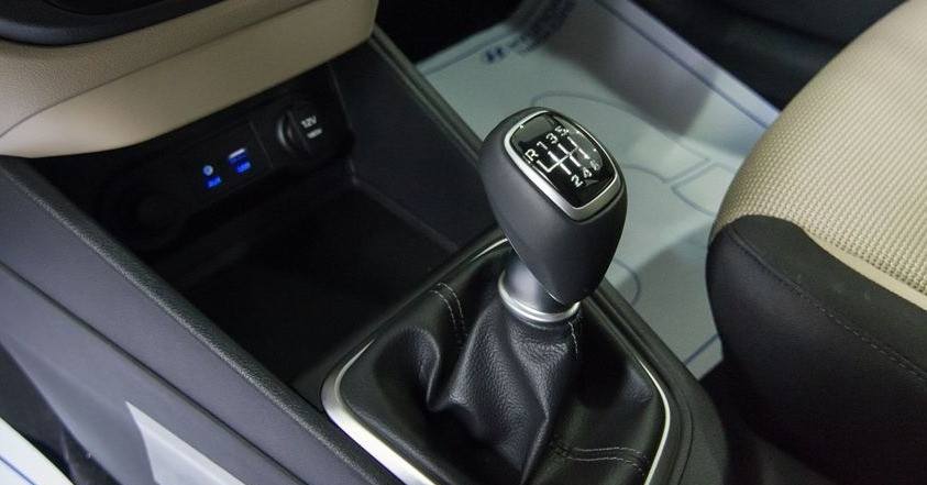 'Điểm mặt' 5 mẫu xe sedan vẫn còn phiên bản số sàn giá rẻ, phù hợp chạy dịch vụ