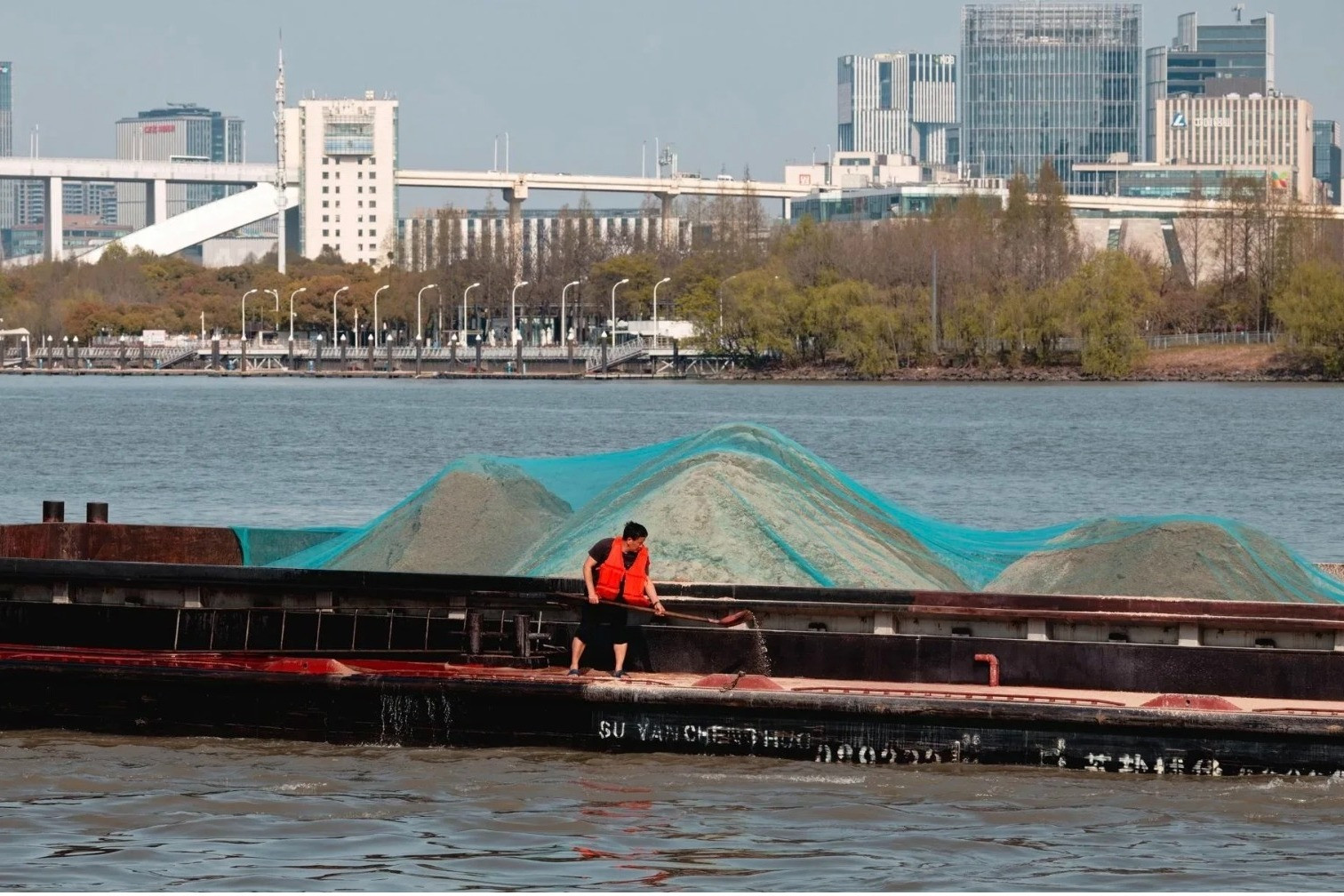 Đất hiếm. Ảnh minh họa: EFE/EPA