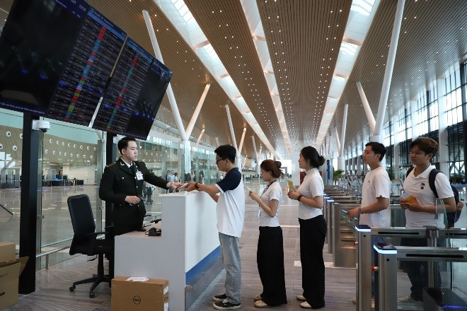 Ga T3 sân bay Tân Sơn Nhất sẽ đón 12.000 hành khách ngày đầu khai thác