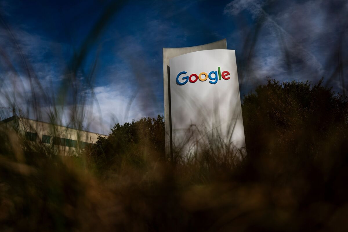 google bloomberg 84693.jpg