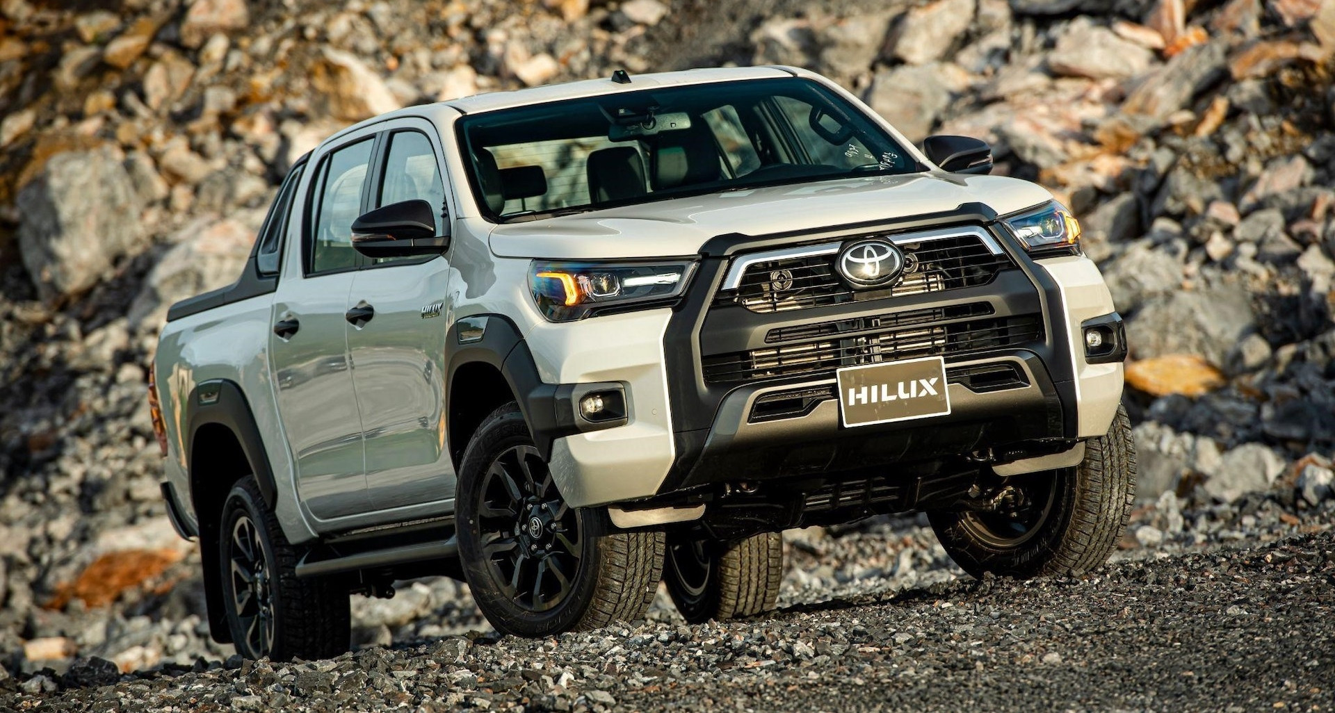 Toyota Hilux.jpeg