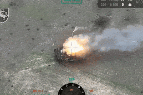 Video quân đội Ukraine dùng tên lửa Javelin làm nổ tung xe tăng Nga